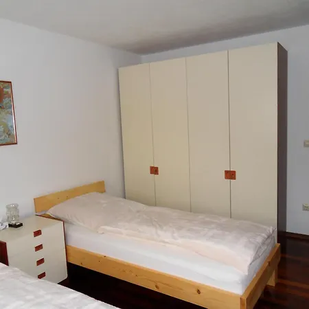 Fh-petzi Apartamento *